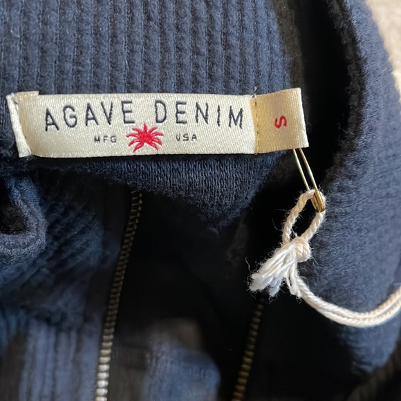 Agave Denim Wave Train Flat Back Seersucker 1/4 Zip Mock Pullover Black NWT-S - Picture 10 of 13